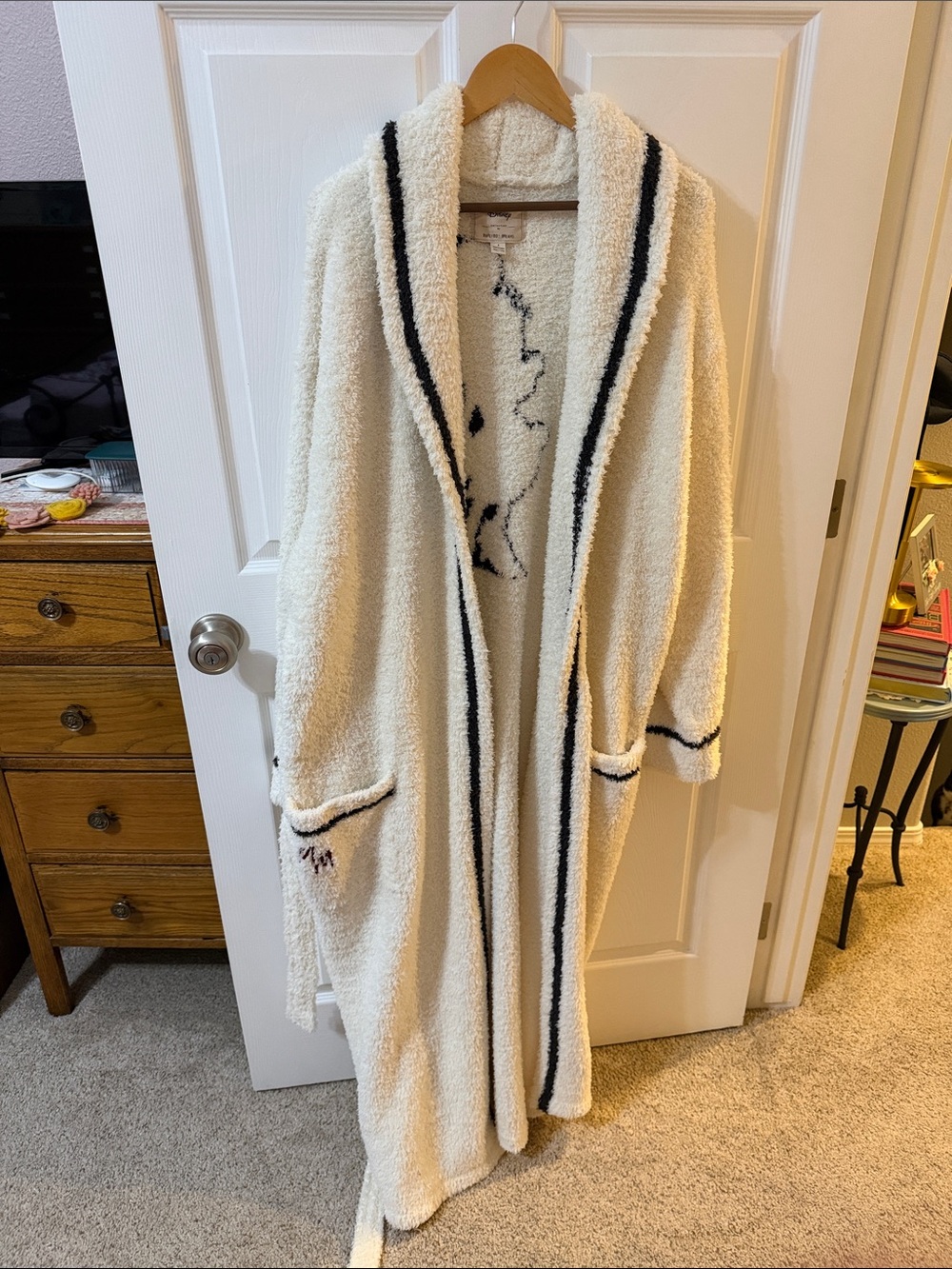 Barefoot Dreams Disney Minnie Mouse Robe Women’s Size 3 or Plus Size 3XL - Picture 2 of 5